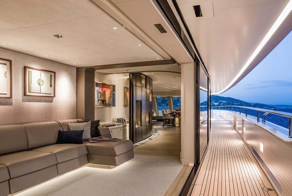 M'brace super yacht for charter from YachtHunter.