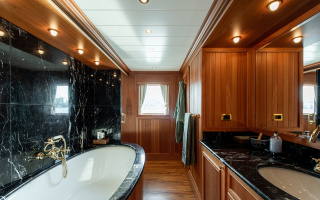 BLEU DE NIMES 28