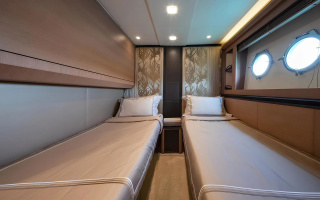 BELLA LUNA 26