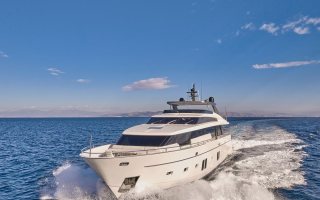 GOLDEN YACHT 4