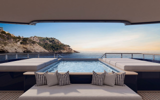 LES CINQ 7