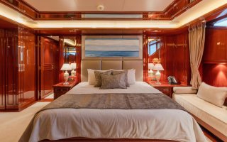 JOIA THE CROWN JEWEL 22