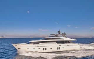 GOLDEN YACHT 3