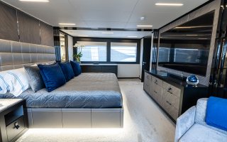 ROMEO FOXTROT 23