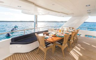 ISLAND HEIRESS 9