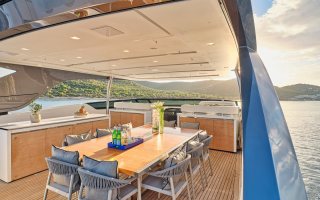 GOLDEN YACHT 12