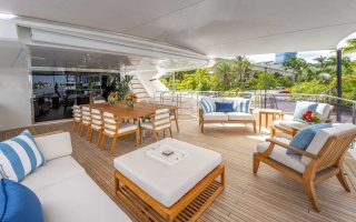 CAPTAIN MORGAN III 14