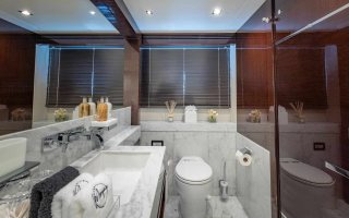 CAPTAIN MORGAN III 42