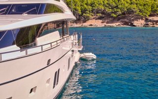 GOLDEN YACHT 5