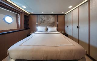 BELLA LUNA 23