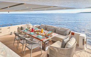 GOLDEN YACHT 16