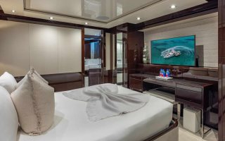 CAPTAIN MORGAN III 38