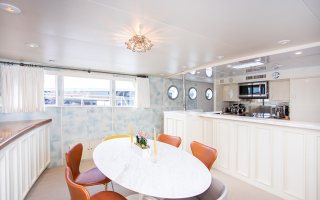 SOVEREIGN 9