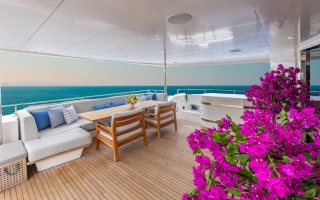 CAPTAIN MORGAN III 17