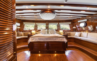 LYCIAN QUEEN 21