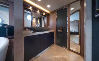 BELLA LUNA 30