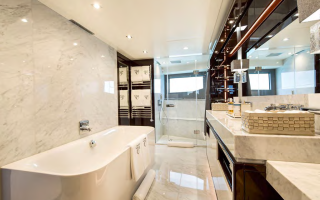 CAPTAIN MORGAN III 17