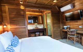 SEQUOIA 28