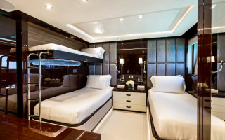 CAPTAIN MORGAN III 15