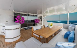 CAPTAIN MORGAN III 16