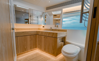 SEA-RENITY 27