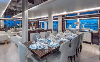 CAPTAIN MORGAN III 30