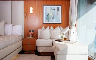SERENITY 28