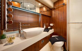 SUNSEEKER PREDATOR 72 GHOST 15