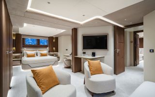 SERENISSIMA I 18