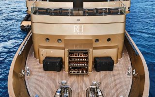 RH THREE 3
