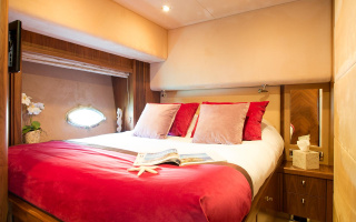 HOOLIGAN OF COWES 10