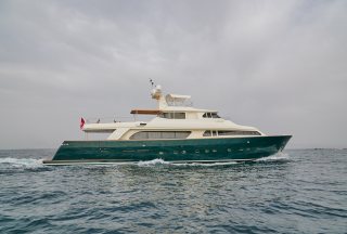 alegria 2 yacht