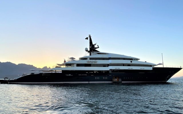 man of steel super yacht