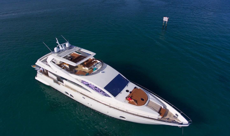 ITALIAN YACHT 85