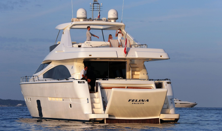 FELINA