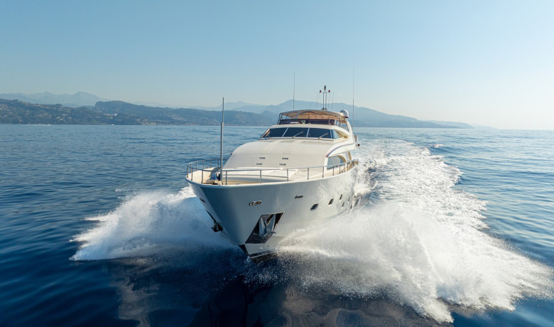 CHAMPAGNE AND CAVIAR