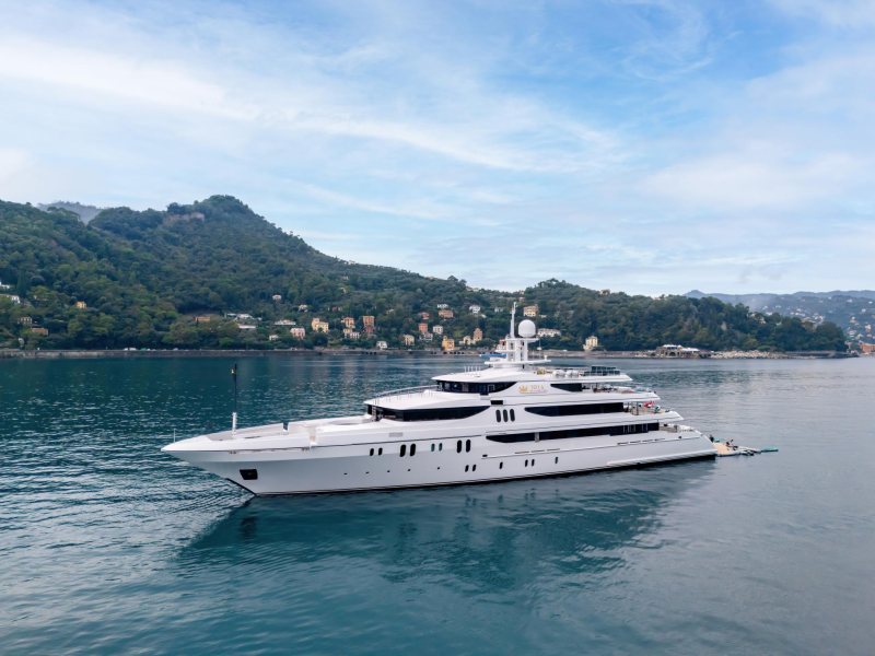 JOIA THE CROWN JEWEL