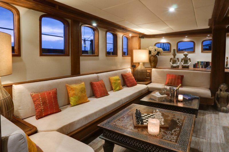 MUTIARA LAUT